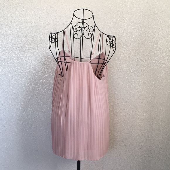 NEW! Harlowe & Graham Pleated Blouse - Picture 3 of 5